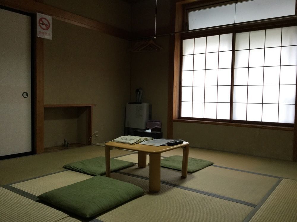 Nozawaonsen Guest House Miyazawa מראה חיצוני תמונה