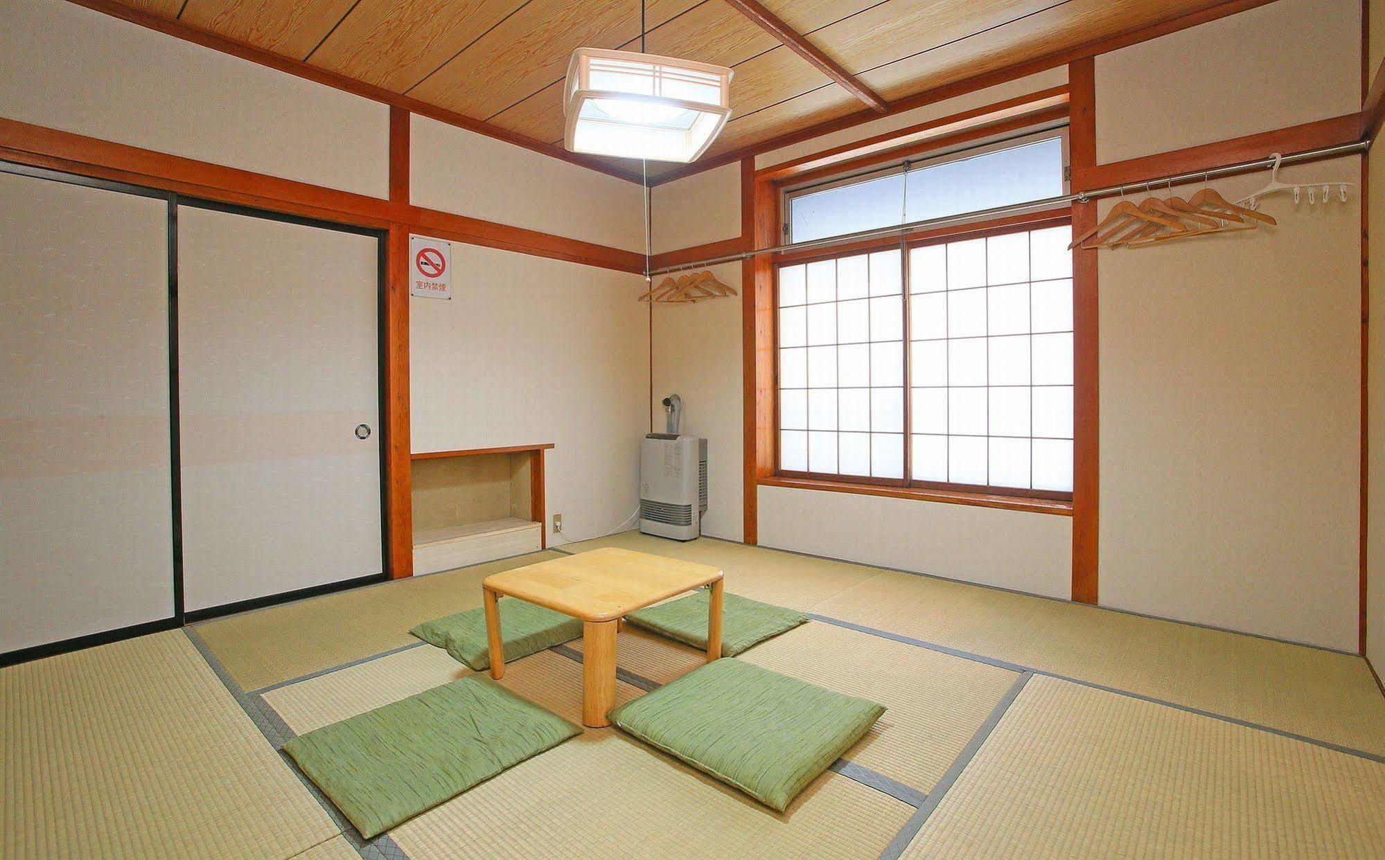 Nozawaonsen Guest House Miyazawa מראה חיצוני תמונה