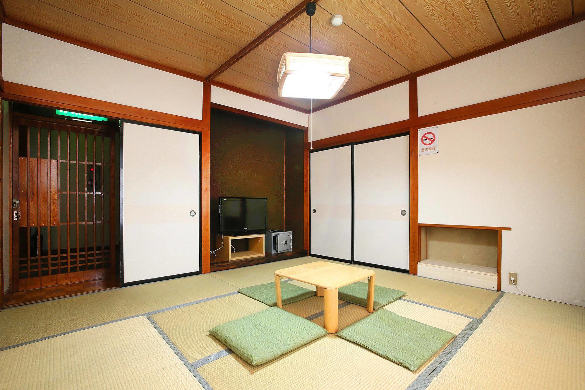 Nozawaonsen Guest House Miyazawa מראה חיצוני תמונה